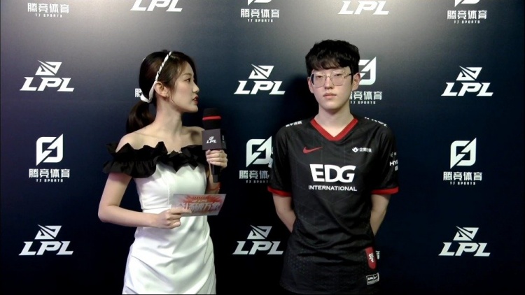 核心后卫 核心后卫